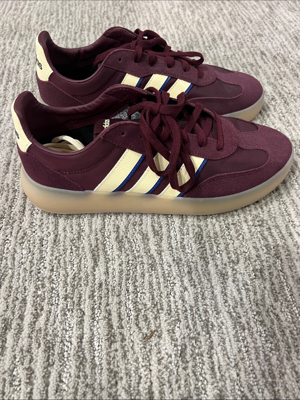 Women’s Adidas Barreda Decode in Burgundy w/ Cream Stripe Blue Highlight, Sz 9